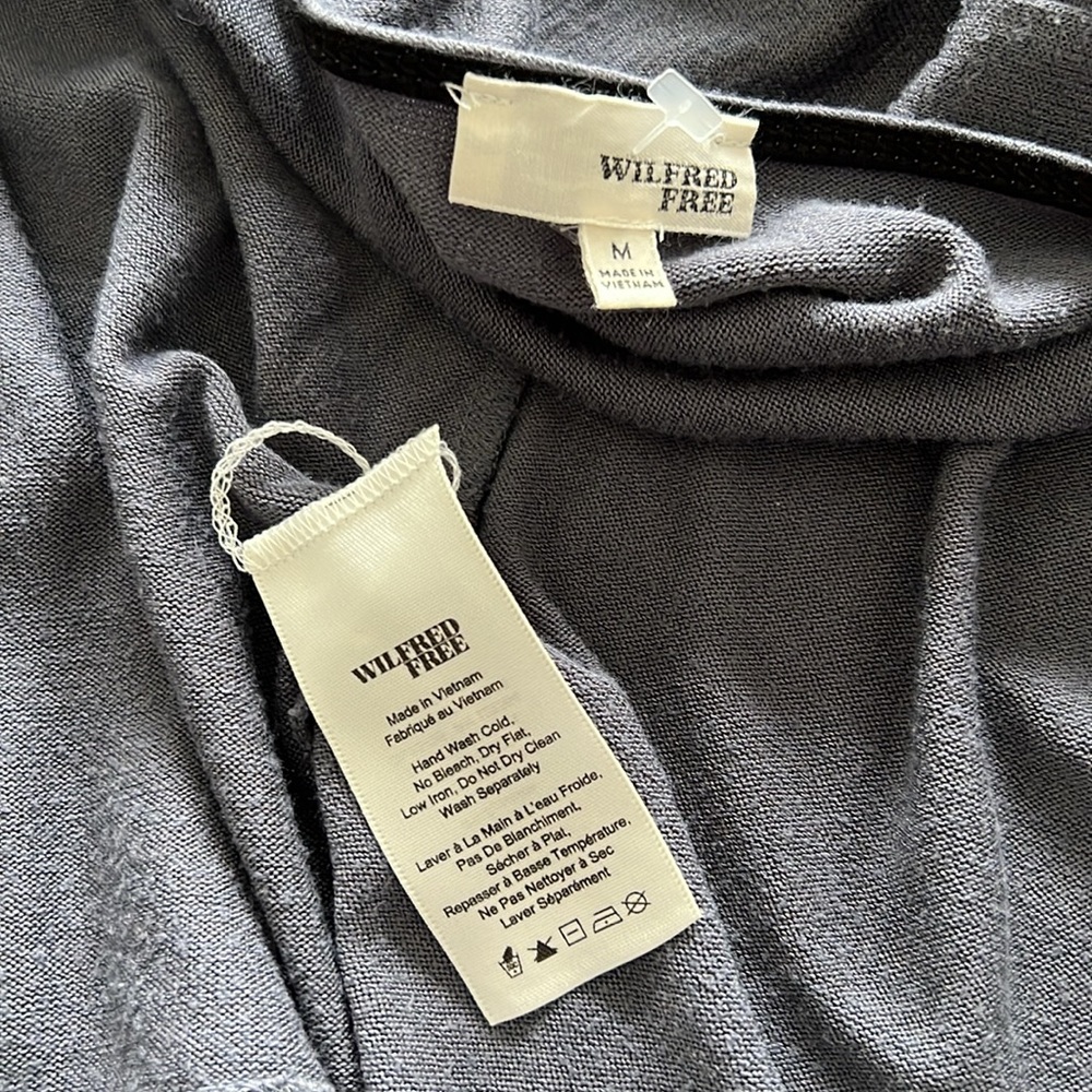 Wilfred free Lightweight Wrap Sweater FREE scarf included a perfect match - Picture 2 of 6